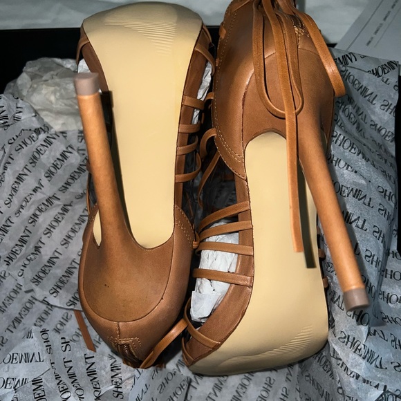 Brand New In Box. Shoemint “Marcel” Lace Up Heels. Size 7 - Picture 6 of 6